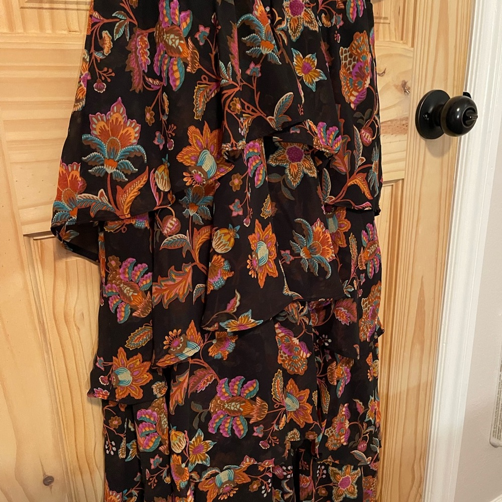 Floral Ruffle Dress - Picture 2 of 4